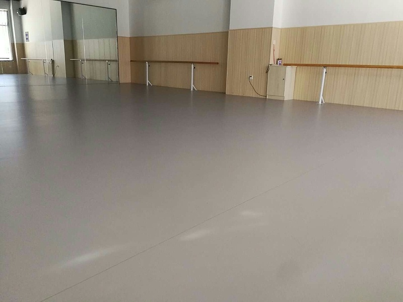 姜堰区诺贝尔艺术学校舞蹈房运动地板铺设效果图7
