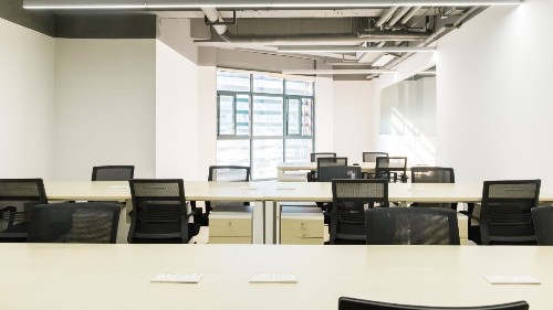 防滑而静音，得嘉PVC地板让办公室更安全更舒适！