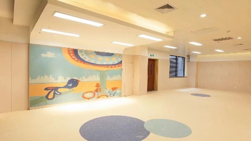 幼儿园地面选择：PVC塑胶地板的耐磨性和防滑性优势